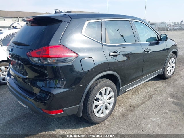 Nissan ROGUE S 2017 KNMAT2MTXHP599939 Image 4