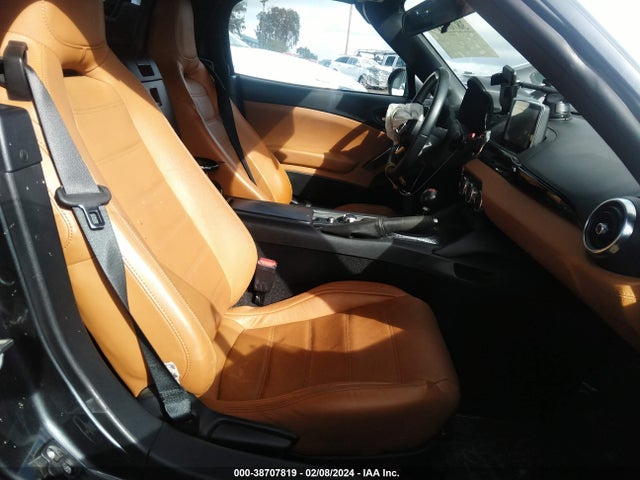 2017 FIAT 124 SPIDER JC1NFAEK3H0112496 Photo 4