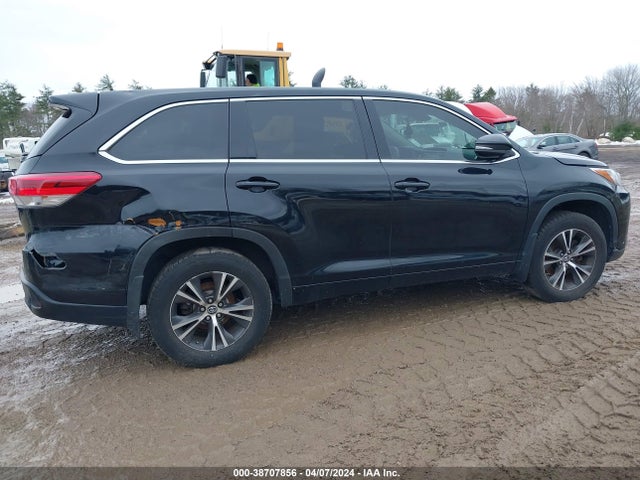 Toyota Highlander Le 2017 5TDBZRFH2HS412543 Image 13
