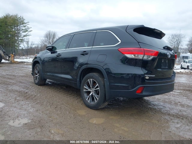 Toyota Highlander Le 2017 5TDBZRFH2HS412543 Image 3