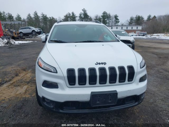 1C4PJMCB3EW309627 Jeep Cherokee Latitude