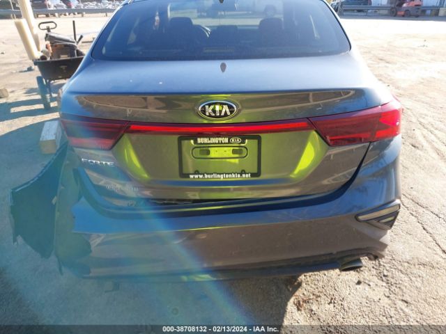 3KPF24AD2ME292213 KIA Forte Lxs
