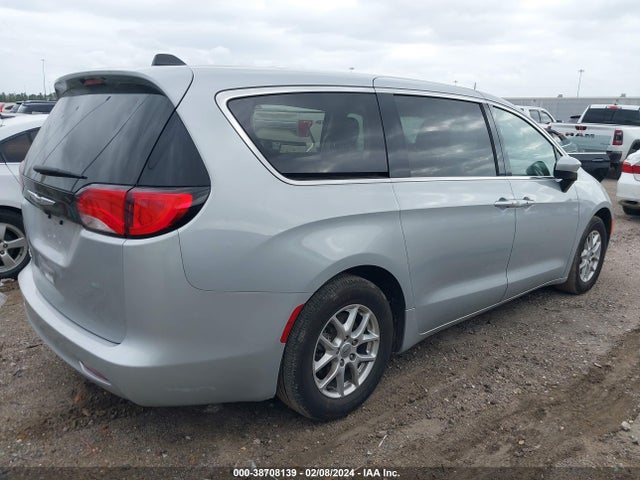 2C4RC1CG5NR213276 Chrysler Voyager Lx