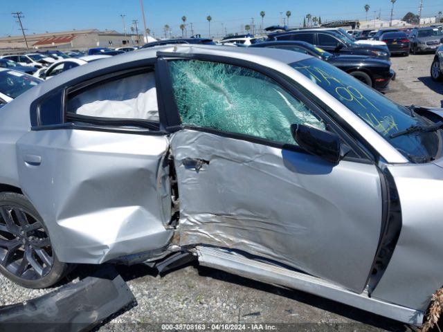 2C3CDXHG0KH599545 Dodge Charger Gt Rwd
