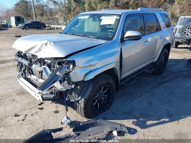 Toyota 4RUNNER SR5 2016 JTEBU5JR6G5346053 Image 2
