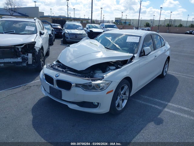 BMW 328I 2015 WBA3C1C56FK118310 Image 2