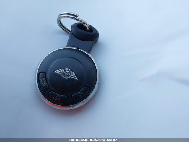2007 MINI COOPER S WMWMF73547TT84225 Photo 10