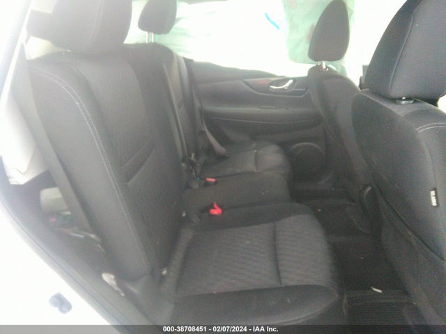 Nissan ROGUE S 2017 KNMAT2MV7HP558783 Image 8