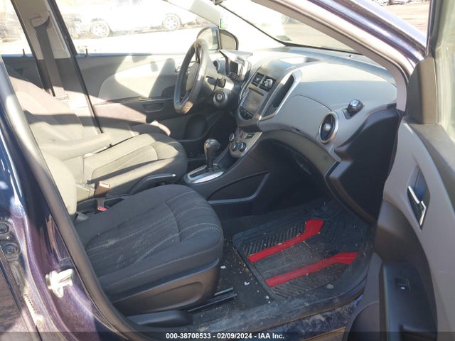 Chevrolet Sonic Lt Auto 2016 1G1JC5SH5G4124389 Image 5
