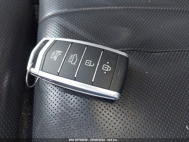 Genesis G80 3.8 2018 KMHGN4JE9JU229090 Image 11