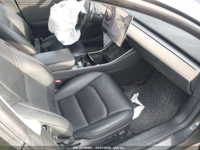 5YJ3E1EA4JF021927 Tesla Model 3 Long Range/mid Range