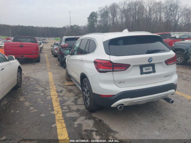 2021 BMW X1 WBXJG7C01M5S00983 Photo 2