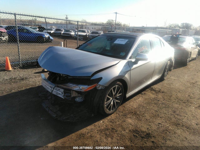 4T1F11BK2NU057405 Toyota Camry Xle Awd