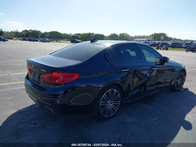 BMW 530I 2018 WBAJA5C56JWA35517 Image 4