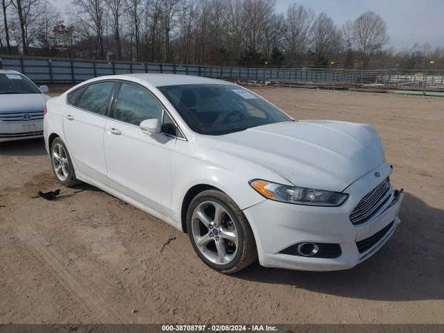 2016 3FA6P0HD6GR375789 main image