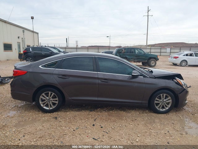 Hyundai SONATA ECO 2016 5NPE24AA2GH431659 Image 13