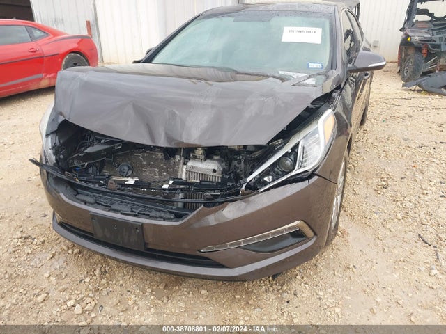 Hyundai SONATA ECO 2016 5NPE24AA2GH431659 Image 6