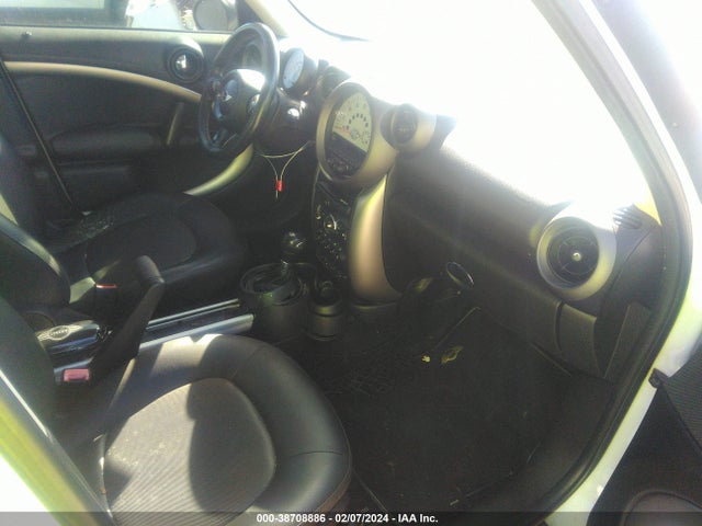 2012 MINI COOPER COUNTRYMAN WMWZB3C56CWM03019 Photo 4