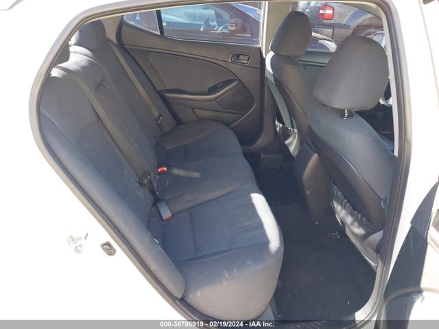 KIA Optima Lx 2015 5XXGM4A77FG374344 Image 8