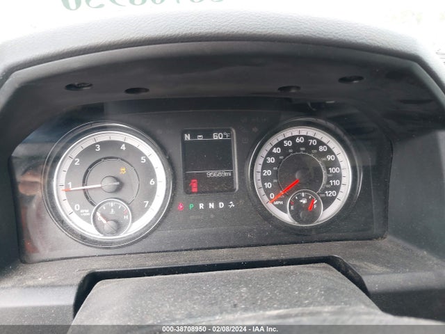 3C6RR7KG6LG134499 RAM 1500 Classic Tradesman  4x4 5'7 Box