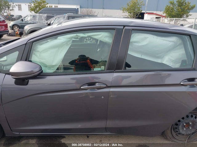 Honda FIT LX 2020 3HGGK5H44LM723205 Image 15