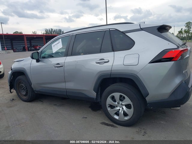 Toyota RAV4 LE 2020 2T3H1RFV8LC040836 Image 14
