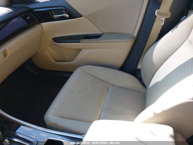 Honda ACCORD LX 2016 1HGCR2F36GA084590 Image 5