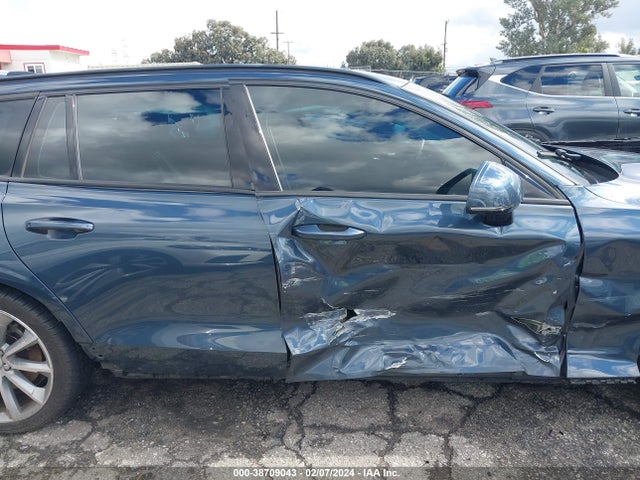 Volvo V60 T5 Momentum 2020 YV1102EK6L2394858 Image 13