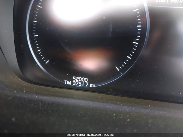 Volvo V60 T5 Momentum 2020 YV1102EK6L2394858 Image 15