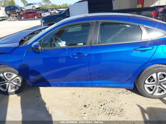 Honda Civic Lx 2018 19XFC2F55JE025131 Image 14