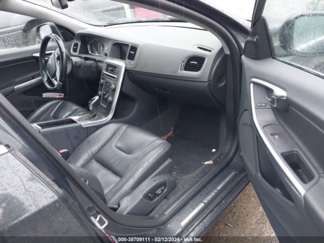 2014 VOLVO S60 YV1612FH7E1292533 Photo 4