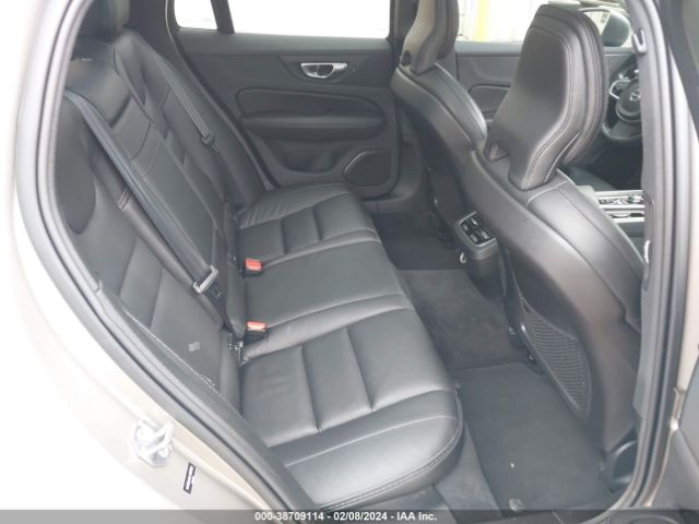 YV4102WK4L1037220 Volvo V60 Cross Country T5