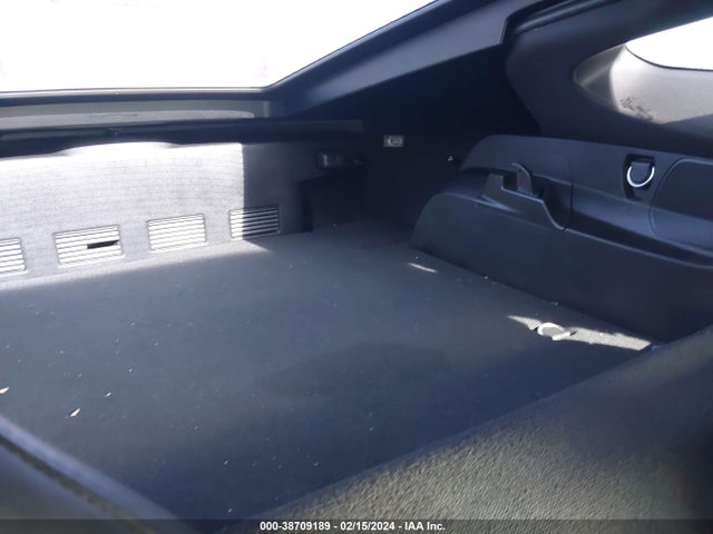 Chevrolet CORVETTE STINGRAY 2019 1G1YB2D71K5114331 Image 8