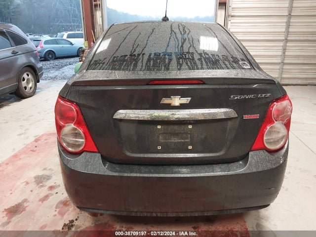 Chevrolet Sonic Ltz Auto 2015 1G1JE5SB3F4205260 Image 16