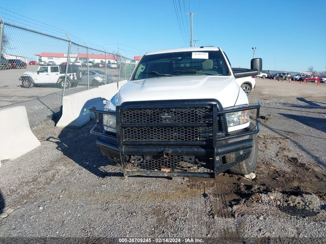 RAM 2500 Tradesman  4x4 8' Box 2018 3C6UR5HL5JG307834 Image 13
