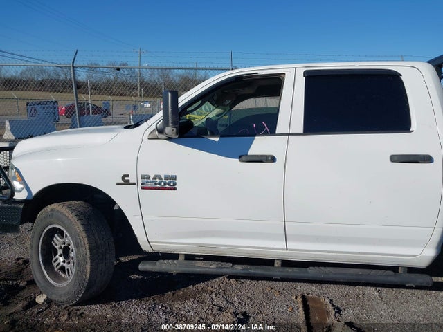 RAM 2500 Tradesman  4x4 8' Box 2018 3C6UR5HL5JG307834 Image 15