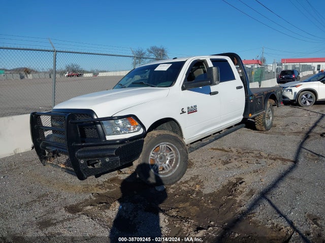 RAM 2500 Tradesman  4x4 8' Box 2018 3C6UR5HL5JG307834 Image 2