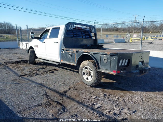 RAM 2500 Tradesman  4x4 8' Box 2018 3C6UR5HL5JG307834 Image 3