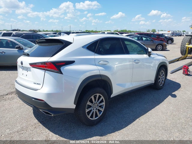 Lexus NX 300 2020 JTJAARBZ1L5002703 Image 4