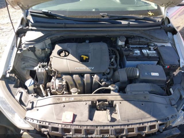 5NPD84LF6JH216439 Hyundai ELANTRA SEL