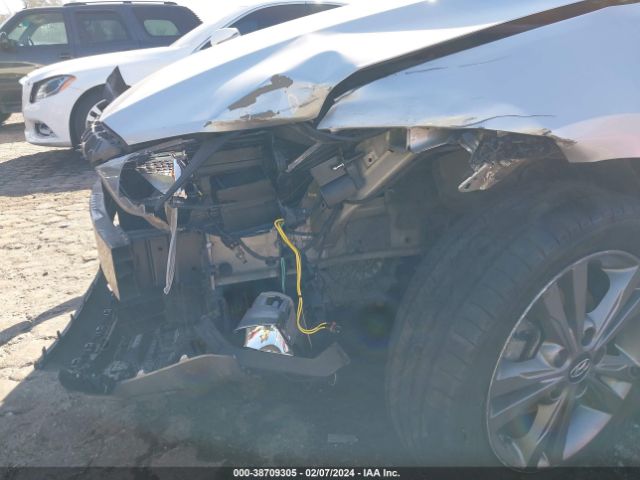 5NPD84LF6JH216439 Hyundai ELANTRA SEL