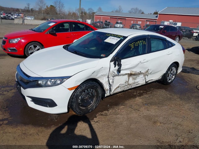 Honda Civic Lx 2018 19XFC2F55JE040809 Image 2