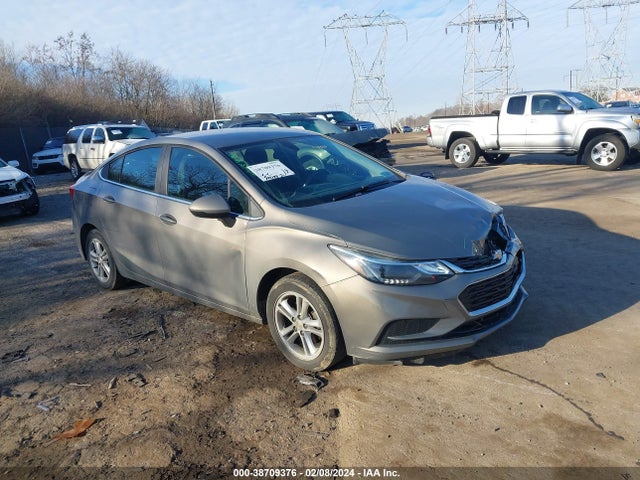 2018 1G1BE5SM8J7140015 main image