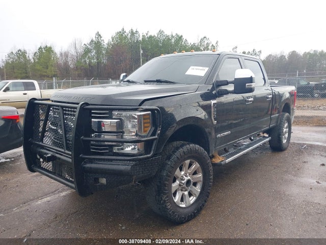 Ford F-250 Lariat 2018 1FT7W2BT4JEB17374 Image 2