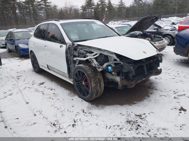 Продажа на аукционе авто 2013 Porsche Cayenne Gts, vin: WP1AD2A29DLA79661, номер лота: 38709435