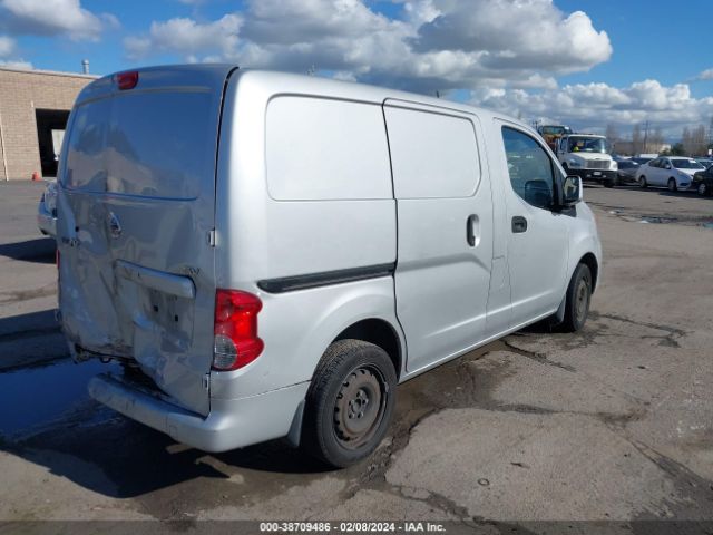3N6CM0KNXFK731026 Nissan Nv200 2.5s/2.5sv