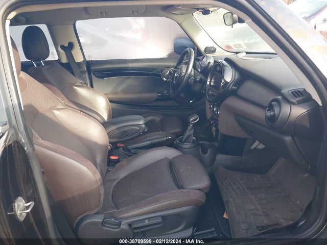 2015 MINI HARDTOP WMWXP7C51F2A37744 Photo 4