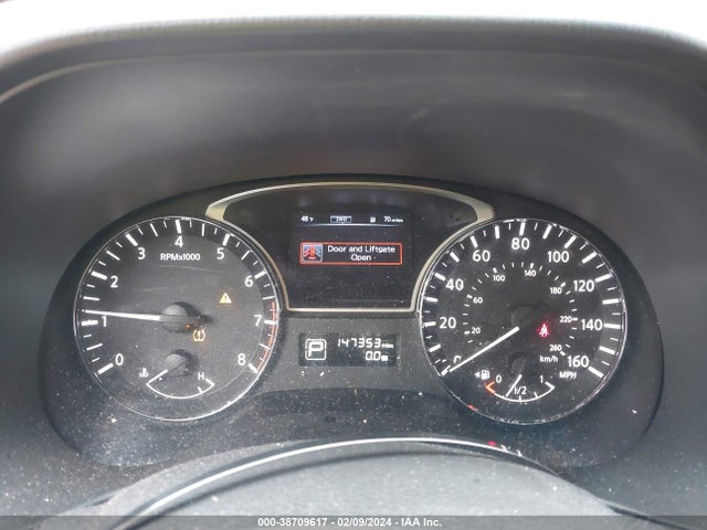 2015 NISSAN PATHFINDER SL VIN: 5N1AR2MM2FC616160