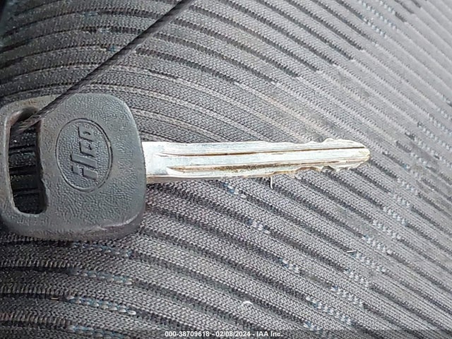2013 SCION XB VIN: JTLZE4FE4DJ038029