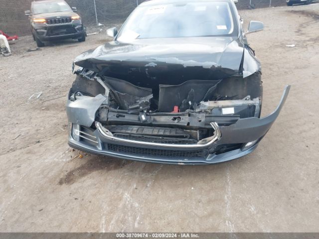 5YJSA1H18EFP32264 Tesla Model S P85